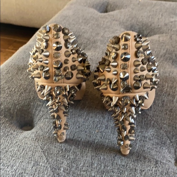 Sam Edelman nude spiked heels - Picture 3 of 5